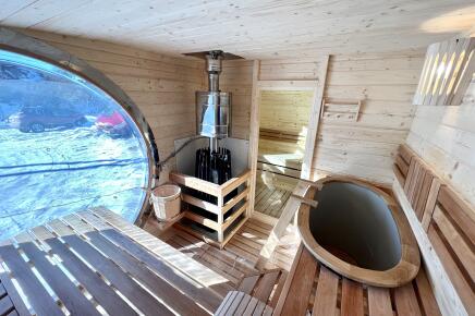 Баня овальная с панорамным куполом 3*5 м, с купелью и террасой