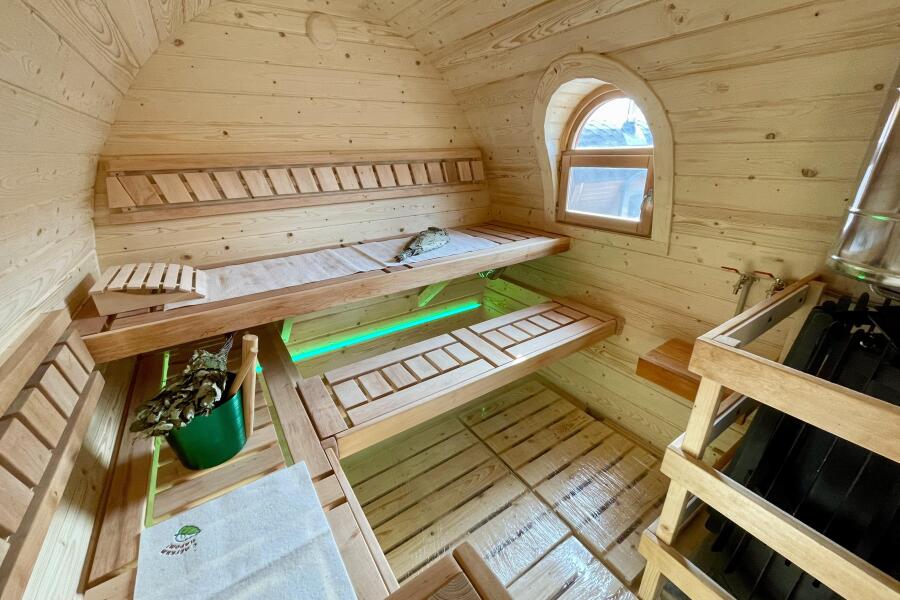 Цветная подсветка в парной под полками, фото 4