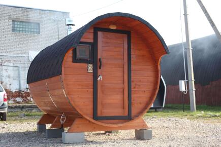 Баня-бочка 3 м с козырьком