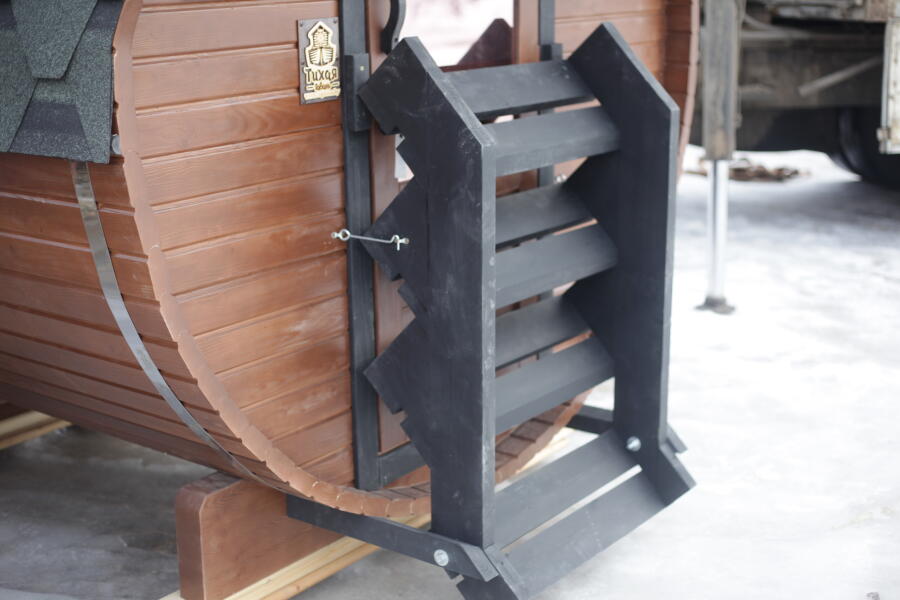 Откидные ступени к бане , фото 1